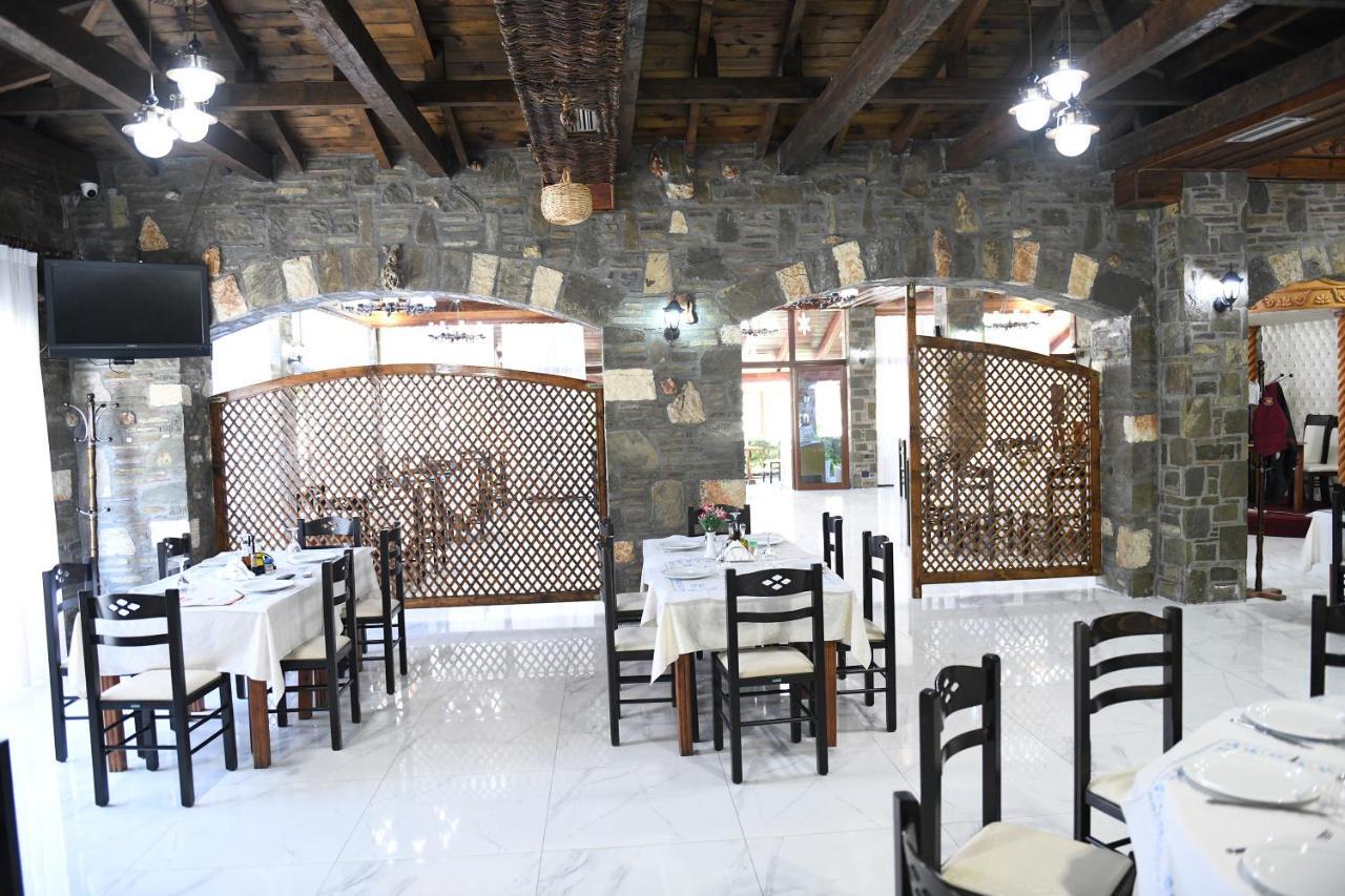 Hotel Kaceli เบราท ภายนอก รูปภาพ