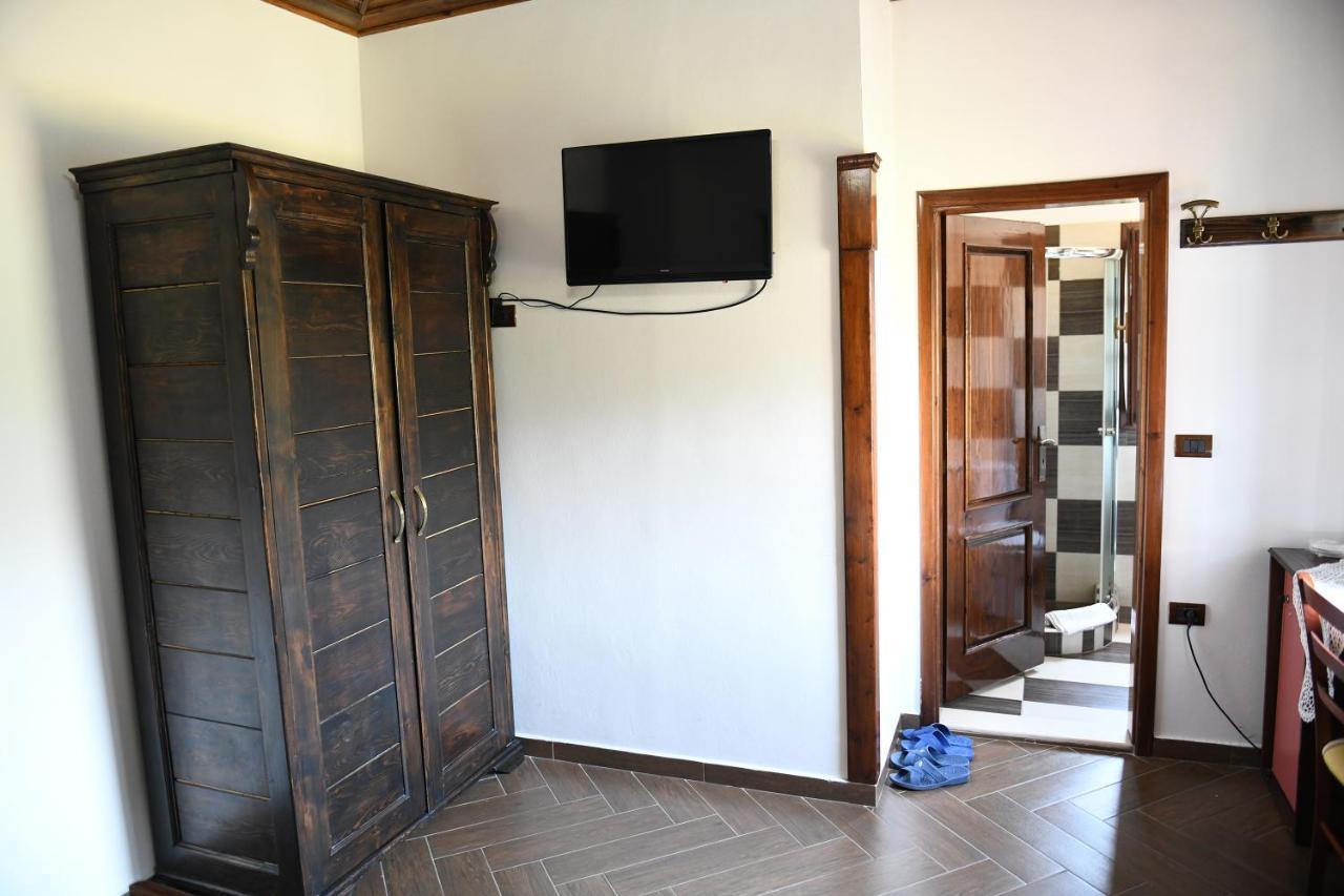 Hotel Kaceli เบราท ภายนอก รูปภาพ
