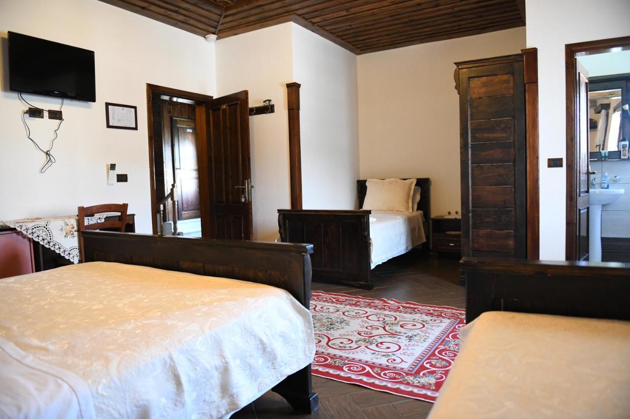 Hotel Kaceli เบราท ภายนอก รูปภาพ