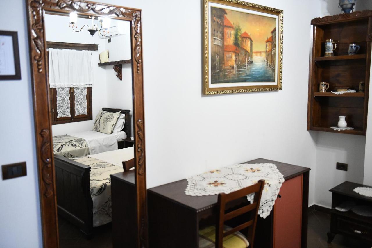 Hotel Kaceli เบราท ภายนอก รูปภาพ