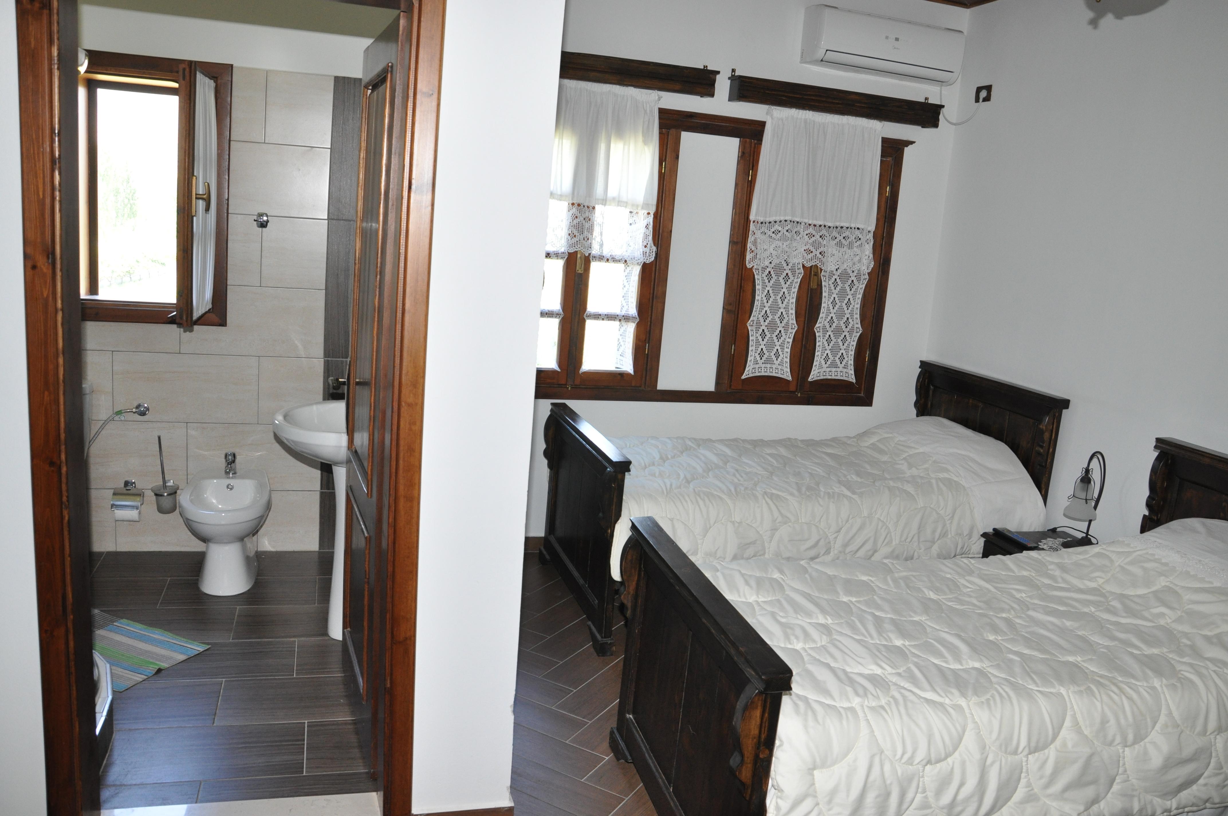 Hotel Kaceli เบราท ภายนอก รูปภาพ