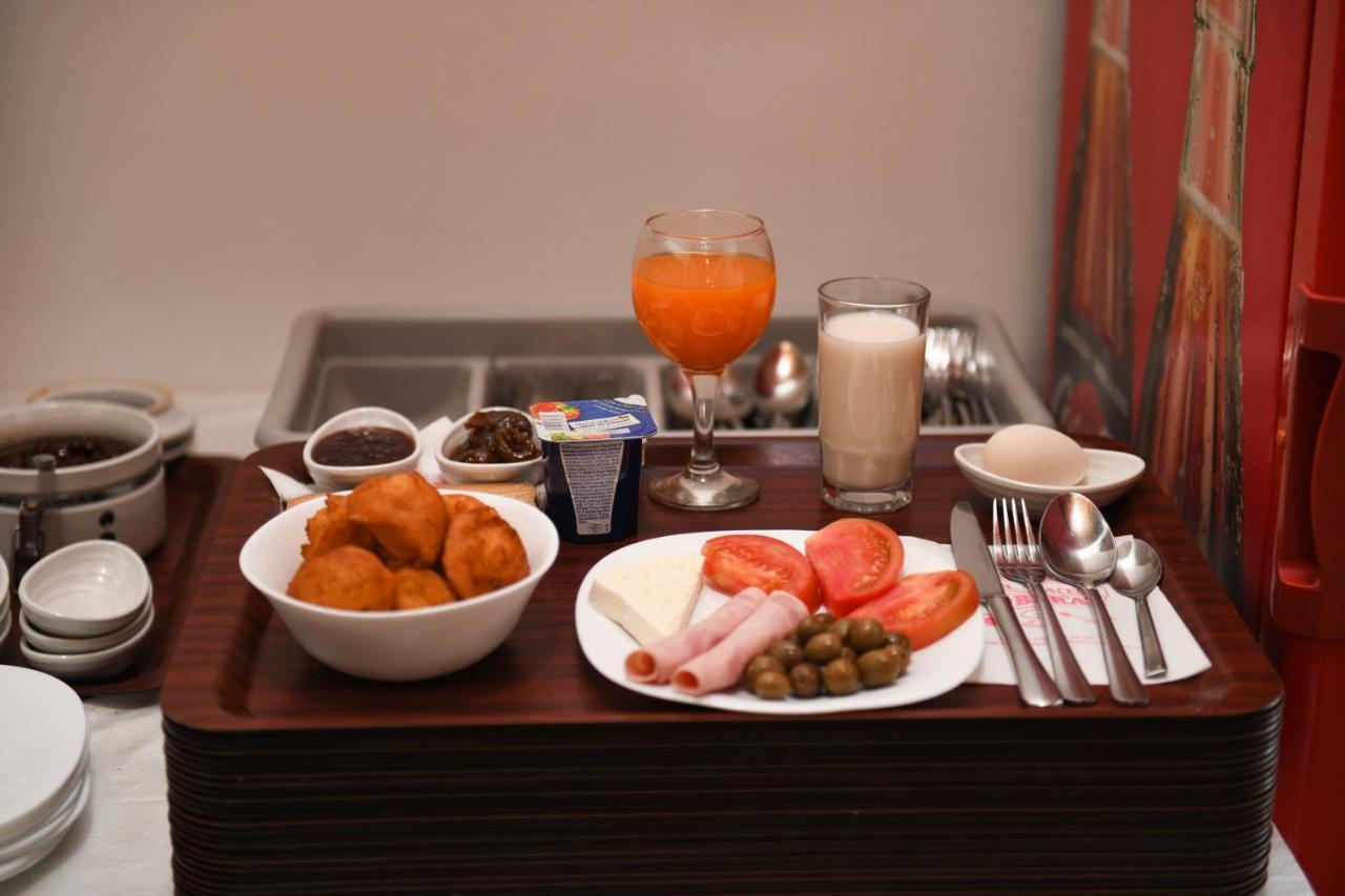 Hotel Kaceli เบราท ภายนอก รูปภาพ