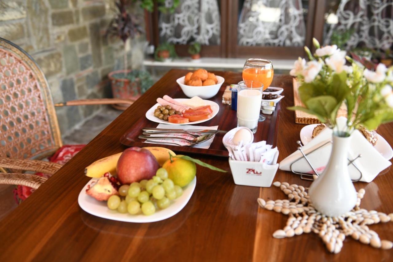 Hotel Kaceli เบราท ภายนอก รูปภาพ